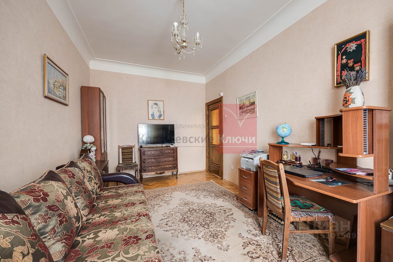 Продажа 3-комн квартиры на вторичном рынке Никитский бульвар, 25