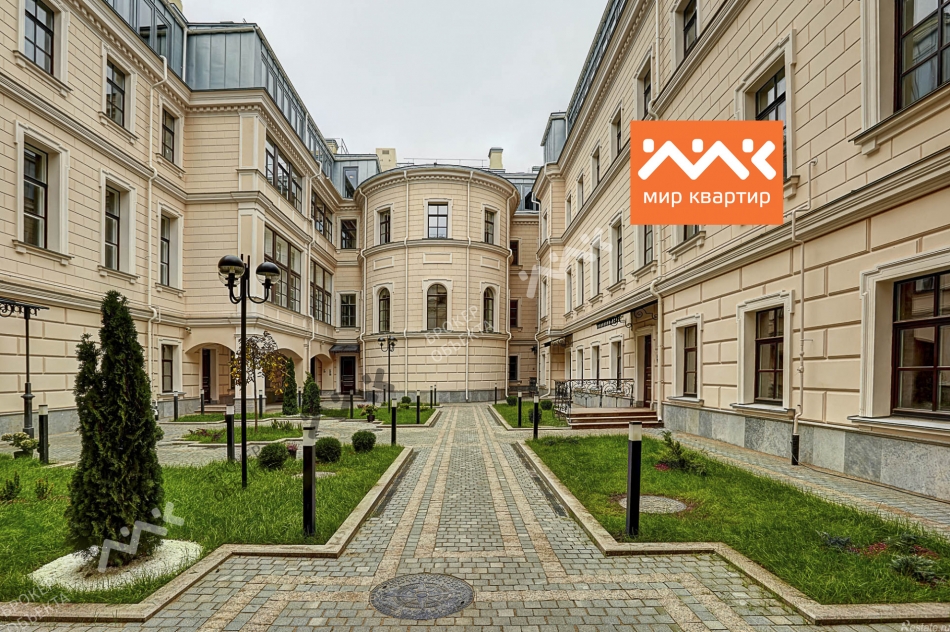 Продажа 3-комн квартиры на вторичном рынке Кутузова наб,  д. 24