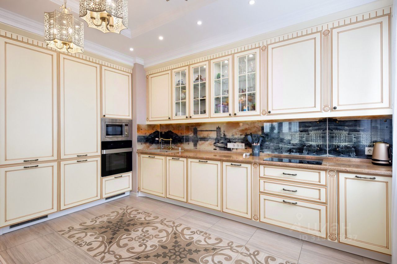 Продажа 3-комн квартиры на вторичном рынке Сестрорецк, улица Гагаринская, 77к1