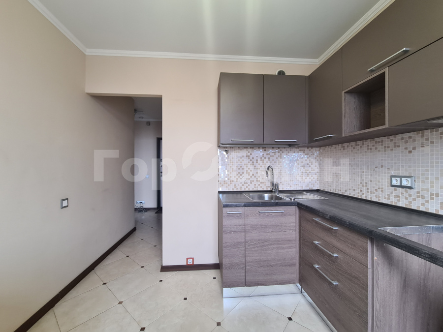 Продажа 1-комн квартиры на вторичном рынке Большая Очаковская улица, 44к1