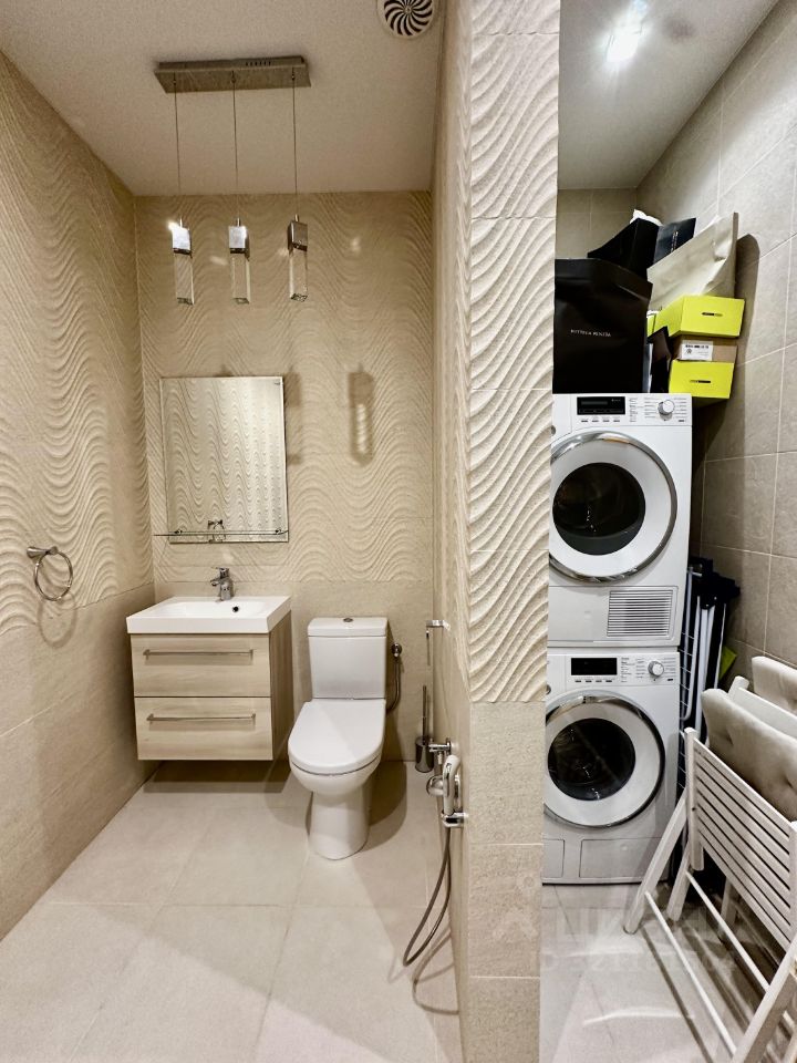 Продажа 4-комн квартиры на вторичном рынке улица 1-я Машиностроения, 10