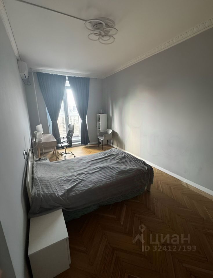Продажа 2-комн квартиры на вторичном рынке улица Лобанова, 2/21