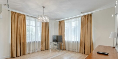 5-комн квартира Смоленский 1-й пер,  д. 17