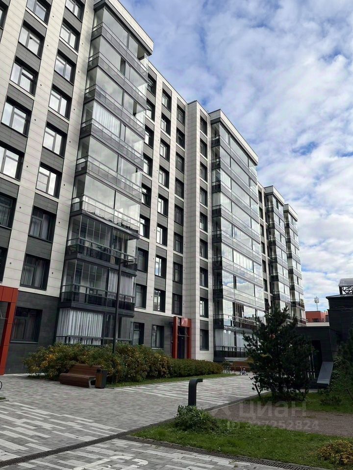 Продажа 2-комн квартиры на вторичном рынке Александра Матросова ул,  д. 3