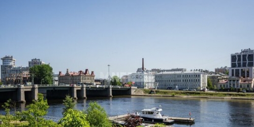 4-комн квартира Вязовая улица,  д. 8