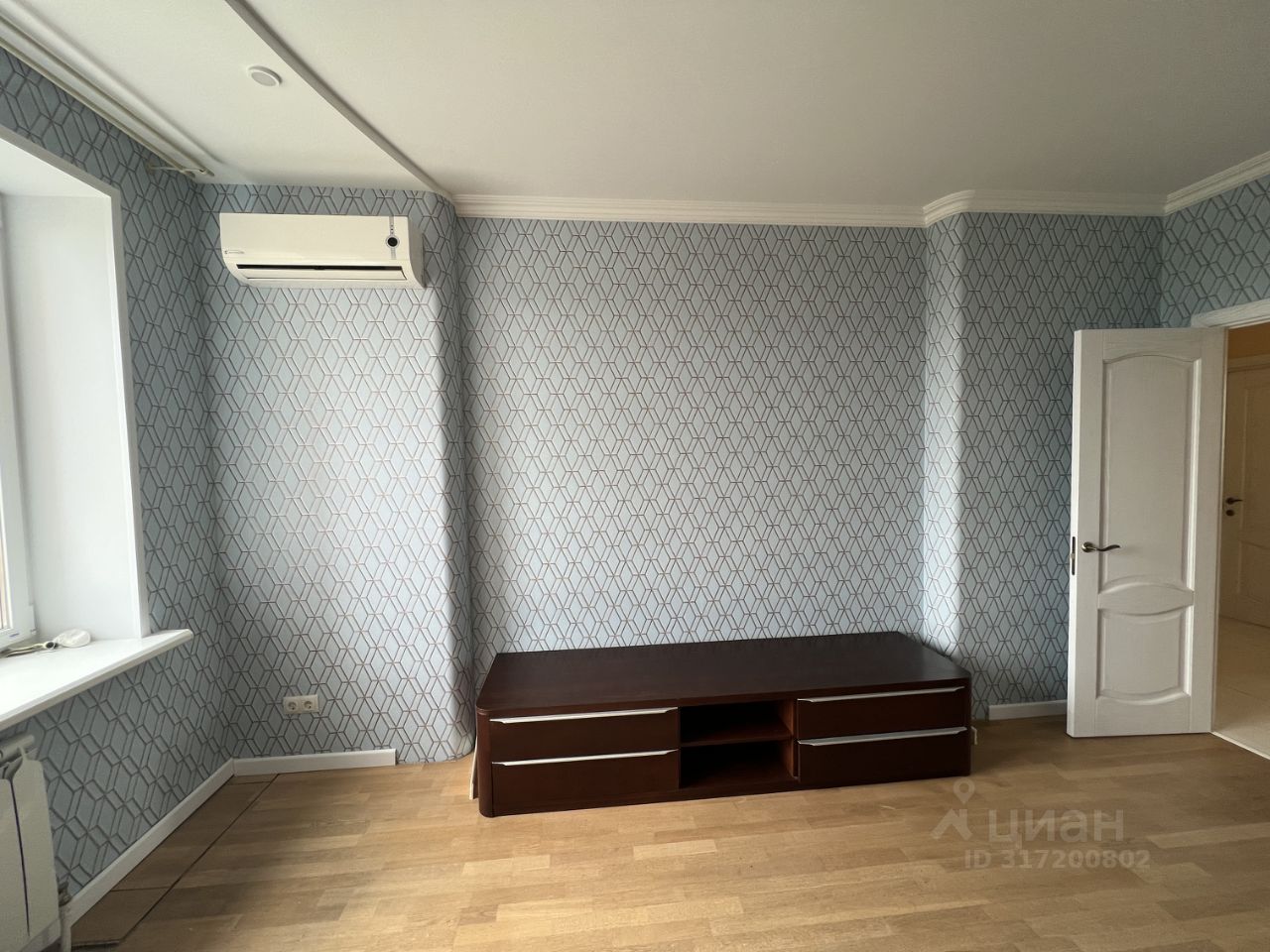 Продажа 3-комн квартиры на вторичном рынке Юбилейный мкр, улица Комитетская, 7