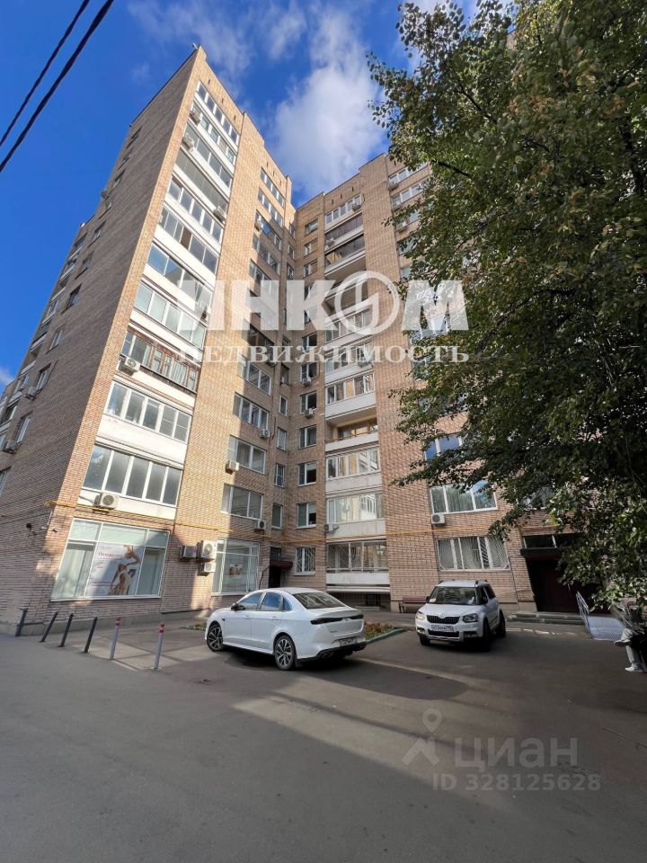 Продажа 4-комн квартиры на вторичном рынке Большая Пироговская улица, 5