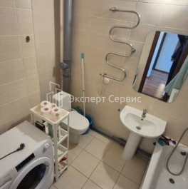 Продажа 1-комн квартиры на вторичном рынке улица Корнея Чуковского,  д. 7 к4