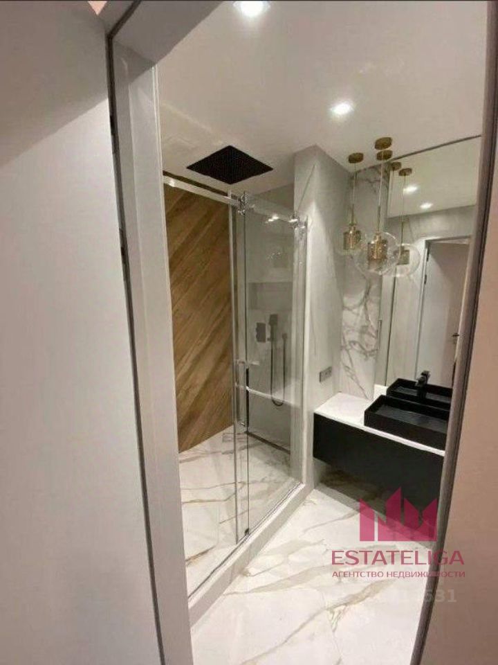 Продажа 2-комн квартиры на вторичном рынке Винницкая улица, 8к4