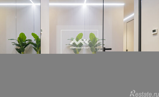 Продажа 2-комн квартиры на вторичном рынке Малоохтинский пр-кт,  д. 68а