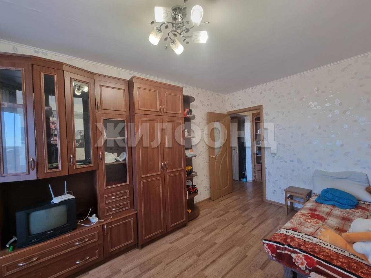 Продажа 1-комн квартиры на вторичном рынке Гатчина, улица Генерала Сандалова, 1