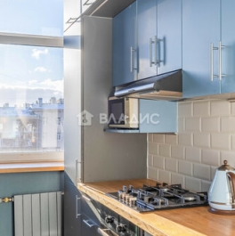 Продажа 2-комн квартиры на вторичном рынке Московский пр-кт,  д. 182