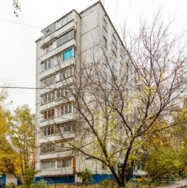 Продажа 3-комн квартиры на вторичном рынке улица Мусы Джалиля,  д. 34 к3