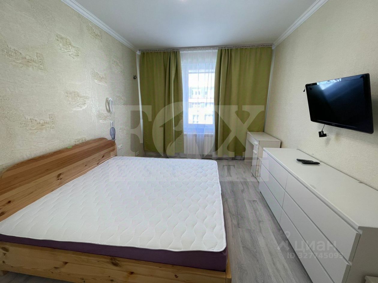 Аренда 2-комн квартиры на вторичном рынке Нахабино пгт, улица Королева, 9