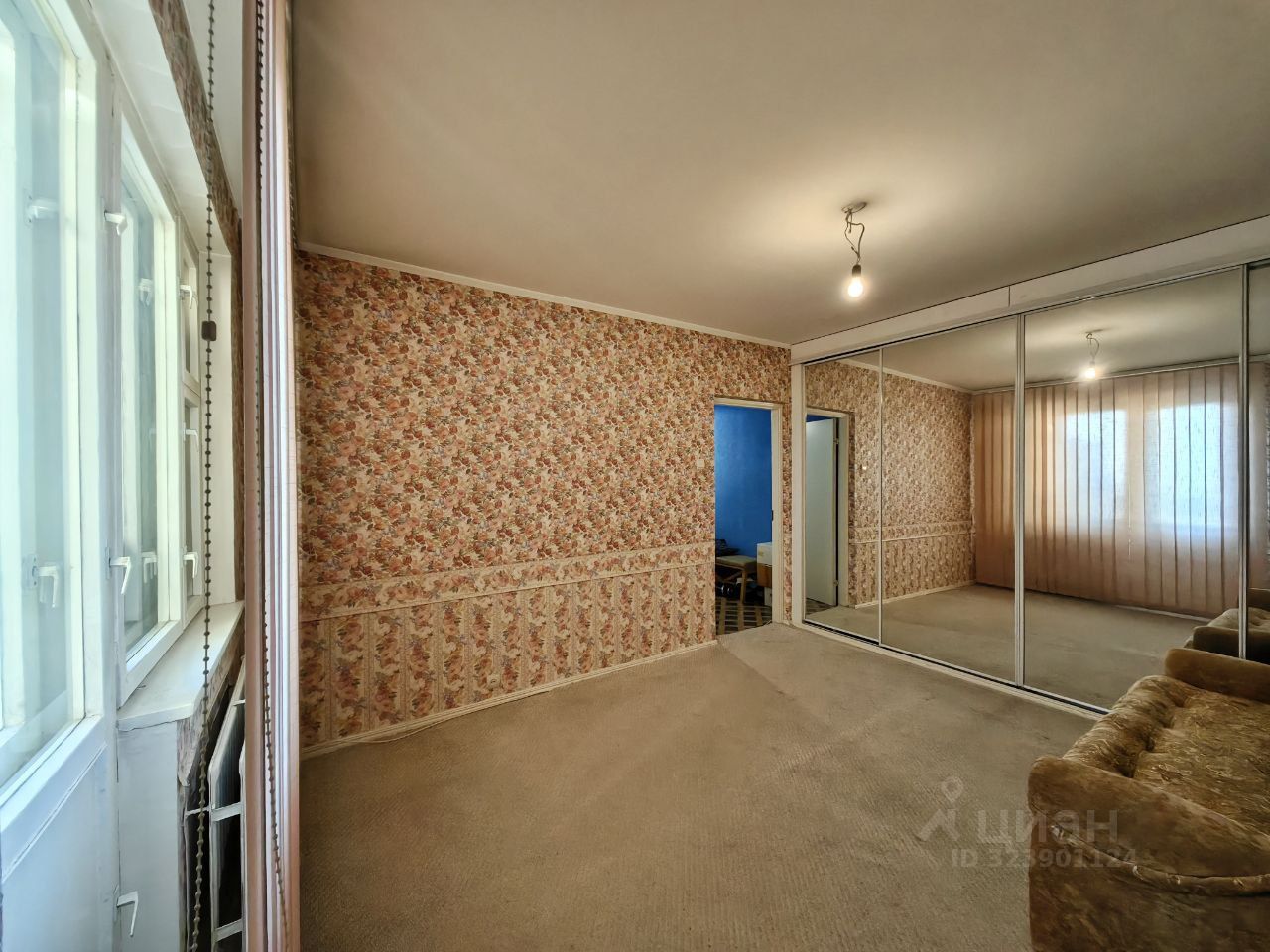 Продажа 2-комн квартиры на вторичном рынке Богатырский проспект, 30К2