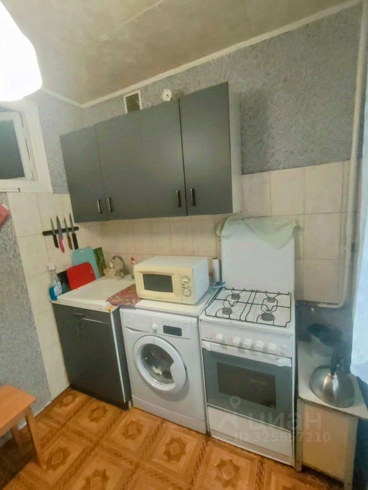 Продажа 3-комн квартиры на вторичном рынке Домодедово, площадь Гагарина, 6