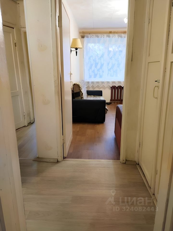 Продажа 2-комн квартиры на вторичном рынке Лесогорский пгт, улица Октябрьская, 2