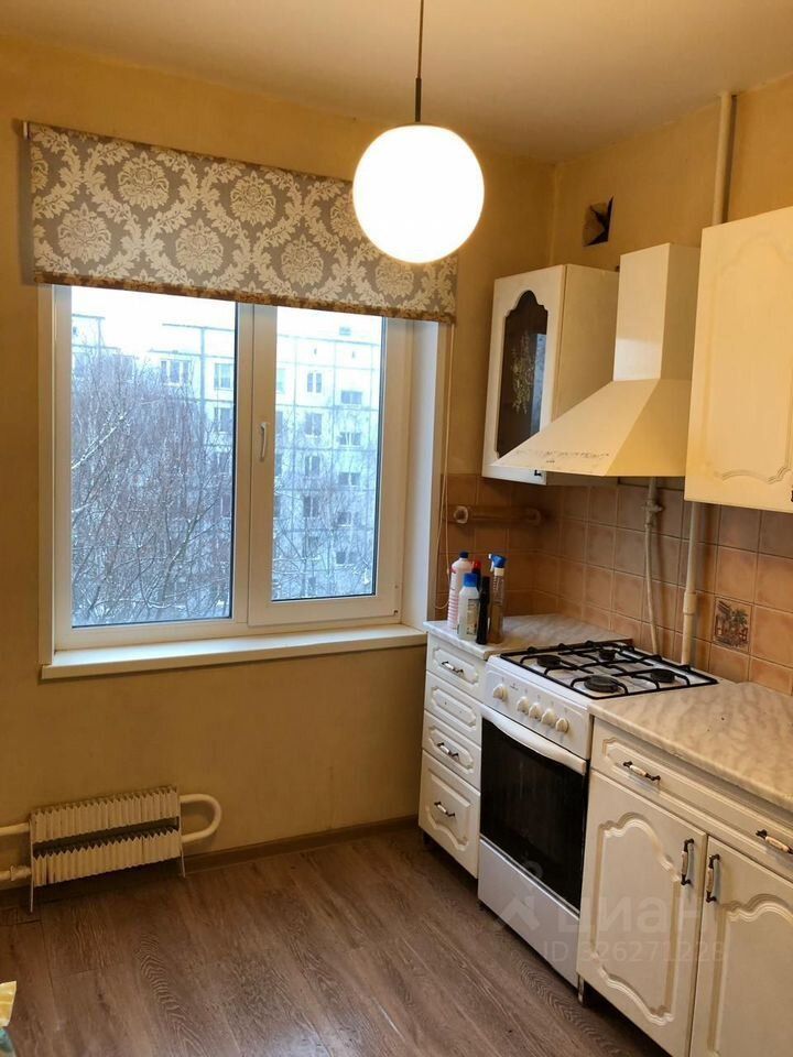 Продажа 1-комн квартиры на вторичном рынке Королев, проспект Королева, 6