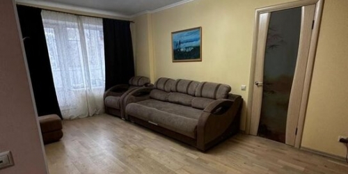 3-комн квартира Батюнинская улица,  д. 6