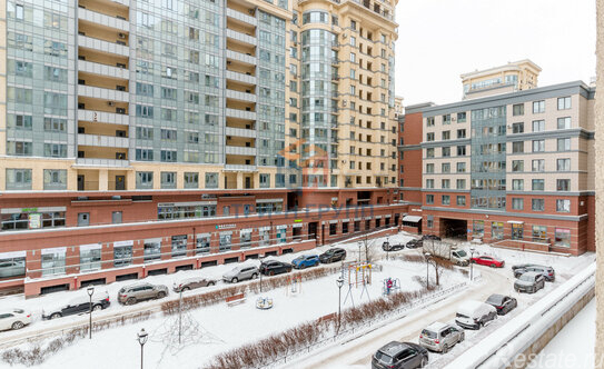 Продажа 2-комн квартиры на вторичном рынке Московский пр-кт,  д. 183-185