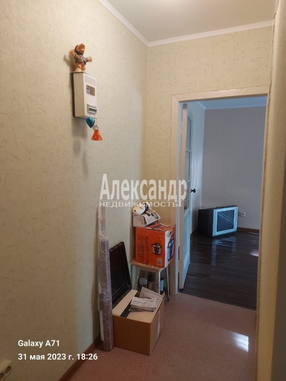 Продажа 2-комн квартиры на вторичном рынке Первомайское 1-е пос.,  д. 2