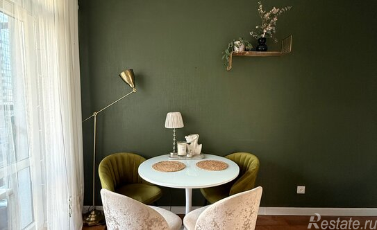 Продажа 1-комн квартиры на вторичном рынке ул Адмирала Трибуца,  д. 7