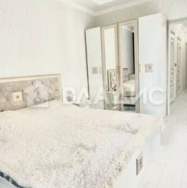Продажа 3-комн квартиры на вторичном рынке Кудрово г, Европейский пр-кт,  д. 22