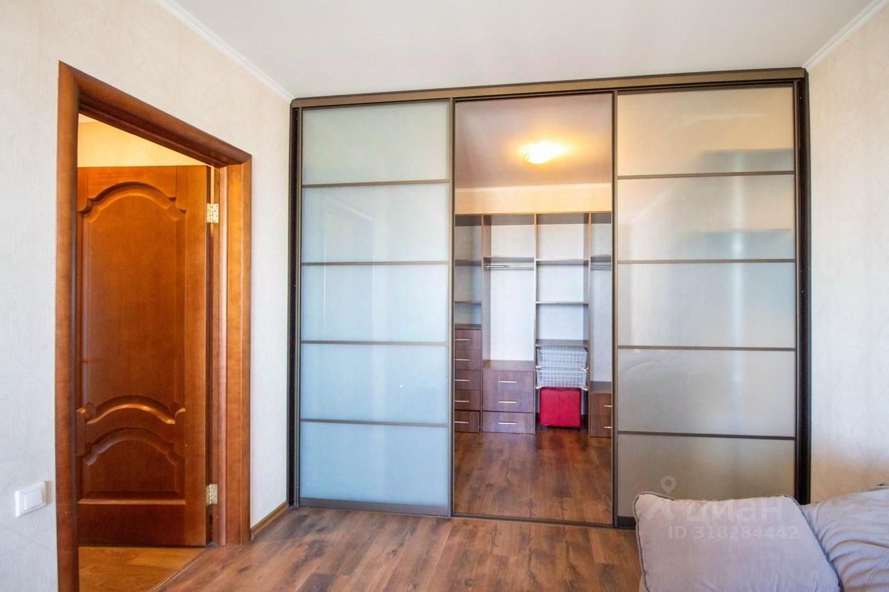 Продажа 3-комн квартиры на вторичном рынке Кузнецовская улица, 11