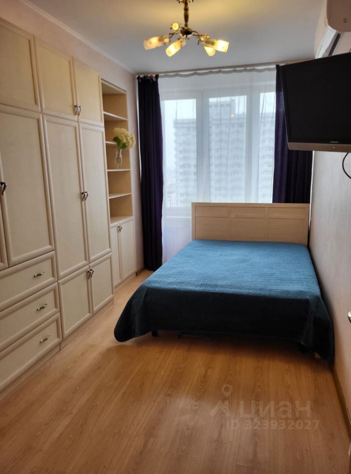 Продажа 2-комн квартиры на вторичном рынке улица Новый Арбат, 16