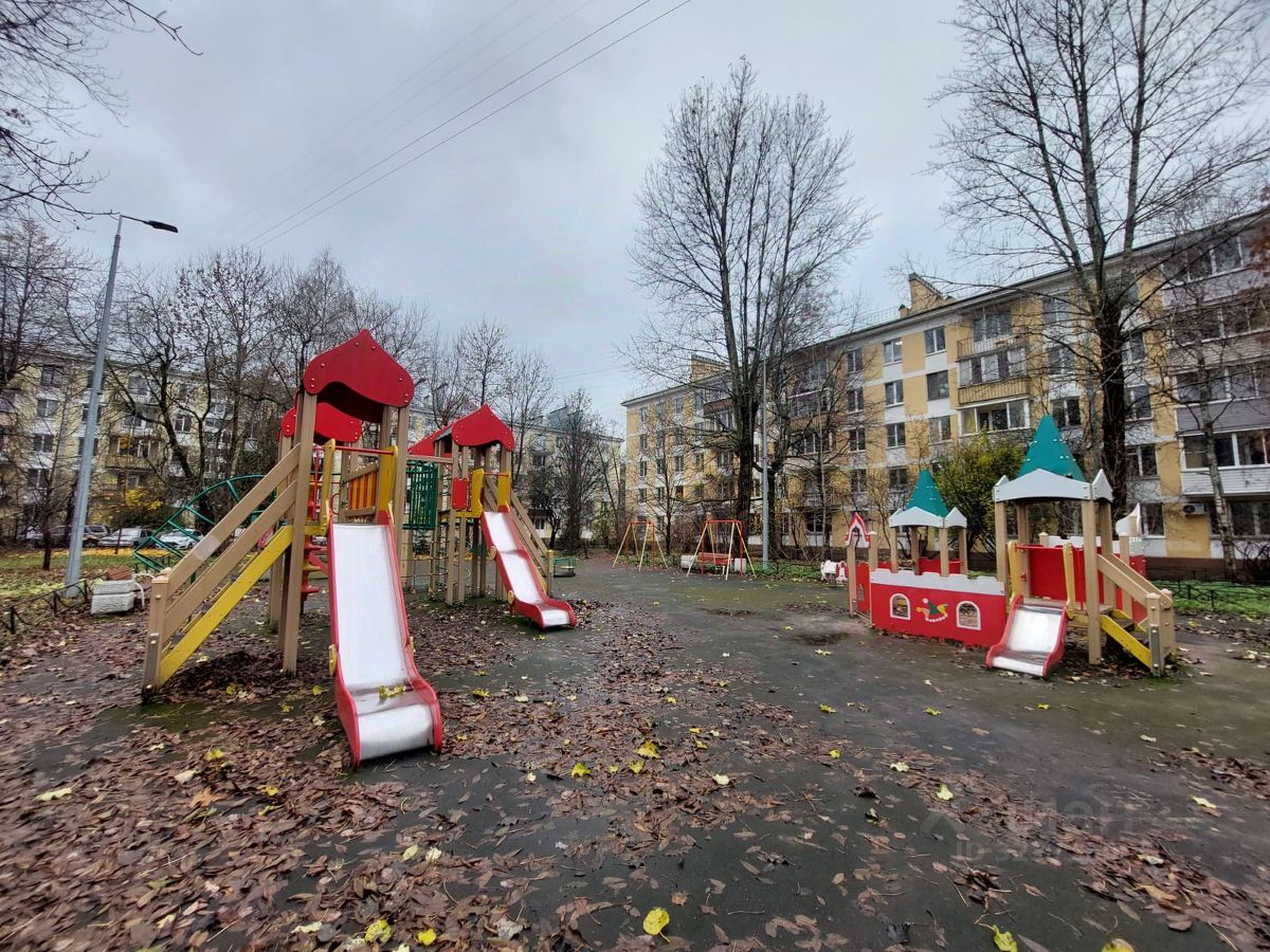 Продажа 2-комн квартиры на вторичном рынке проспект Юрия Гагарина, 31