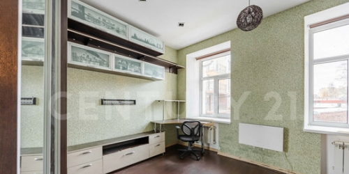 4-комн квартира ул Черняховского,  д. 27