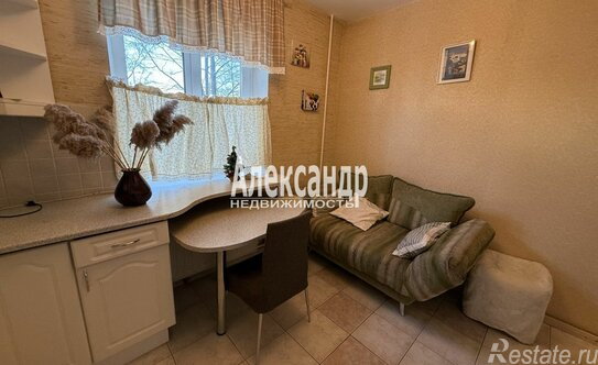 Продажа 3-комн квартиры на вторичном рынке ул Савушкина,  д. 123,  к. 4