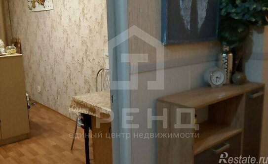 Продажа 4-комн квартиры на вторичном рынке Петергоф г, Ропшинское ш,  д. 3 к6