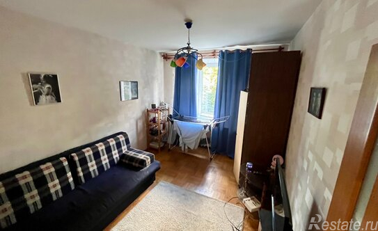 Продажа 3-комн квартиры на вторичном рынке улица Красина,  д. 24-28