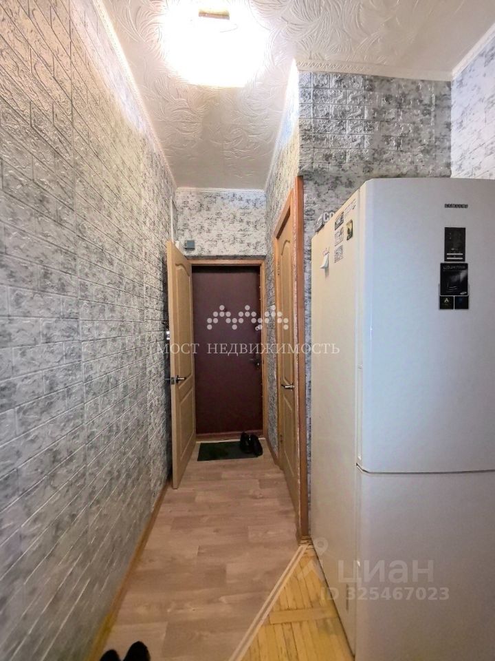 Аренда 2-комн квартиры на вторичном рынке Мосфильмовская улица, 33