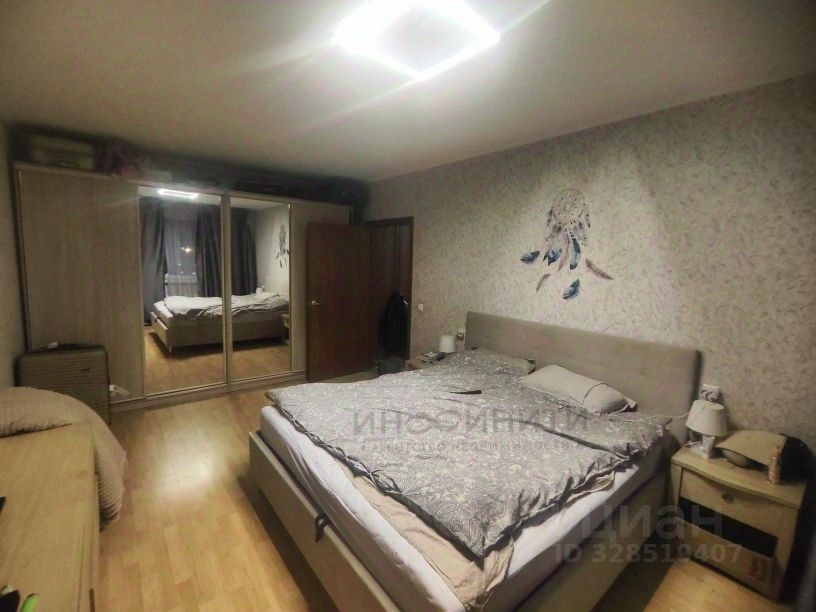Продажа 2-комн квартиры на вторичном рынке улица Александры Монаховой, 95к1