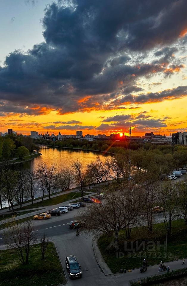 Продажа 4-комн квартиры на вторичном рынке Измайловский проезд, 10к3