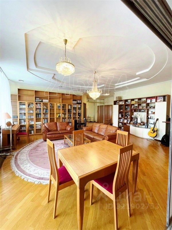 Аренда 3-комн квартиры на вторичном рынке Пожарский переулок, 8