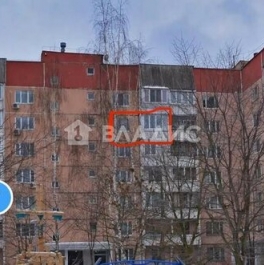 Продажа 4-комн квартиры на вторичном рынке улица Николая Старостина,  д. 7