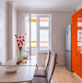 Продажа 2-комн квартиры на вторичном рынке Лыжный пер,  д. 2