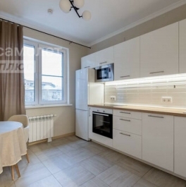 Продажа 1-комн квартиры на вторичном рынке улица Ротмистрова,  д. 2 к4