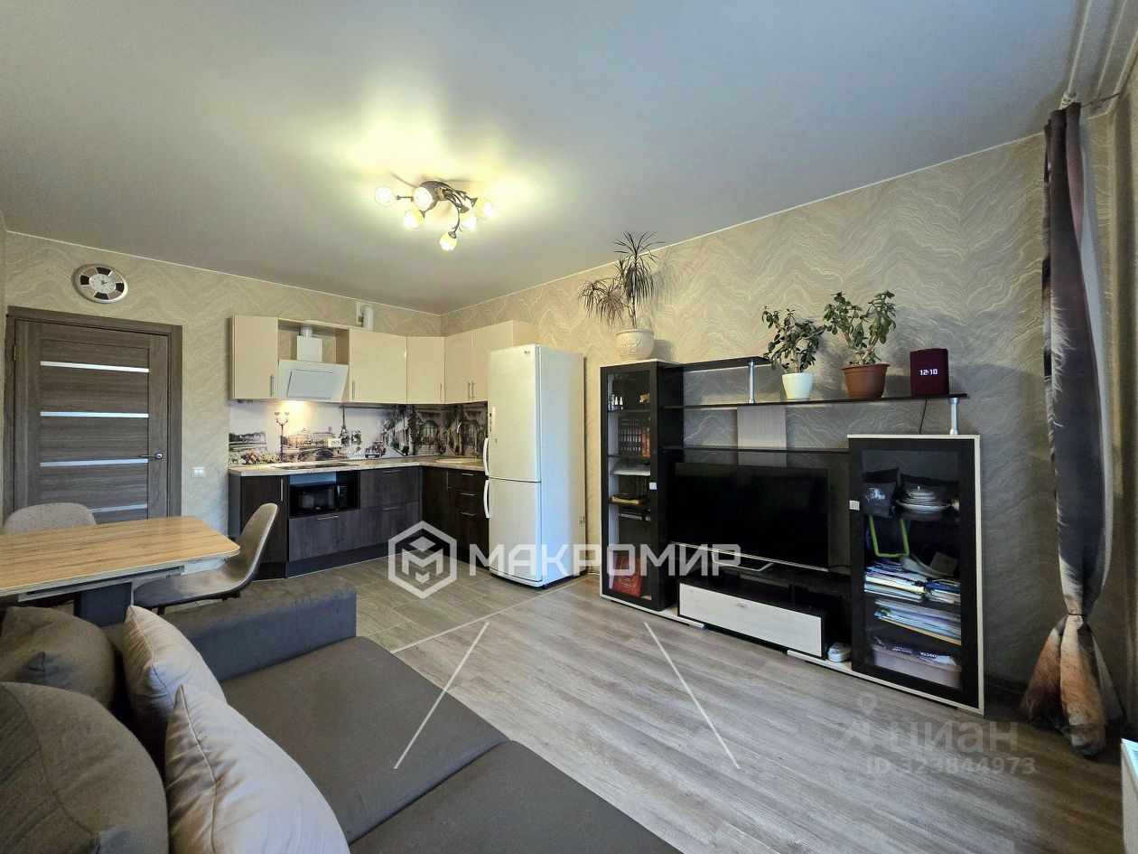 Продажа 3-комн квартиры на вторичном рынке проспект Ветеранов, 169к6