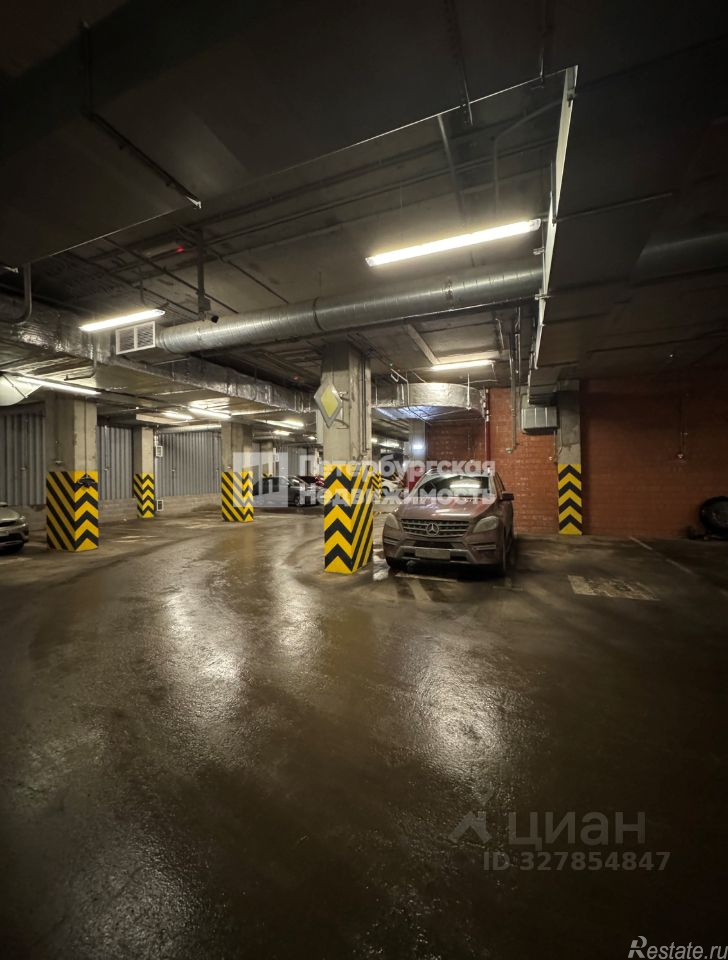 Продажа гаража ул Плесецкая,  д. 8,  к. 1