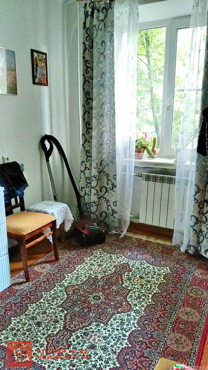 Продажа 2-комн квартиры на вторичном рынке Стрельна г., Гоголя ул. ,  д. 7