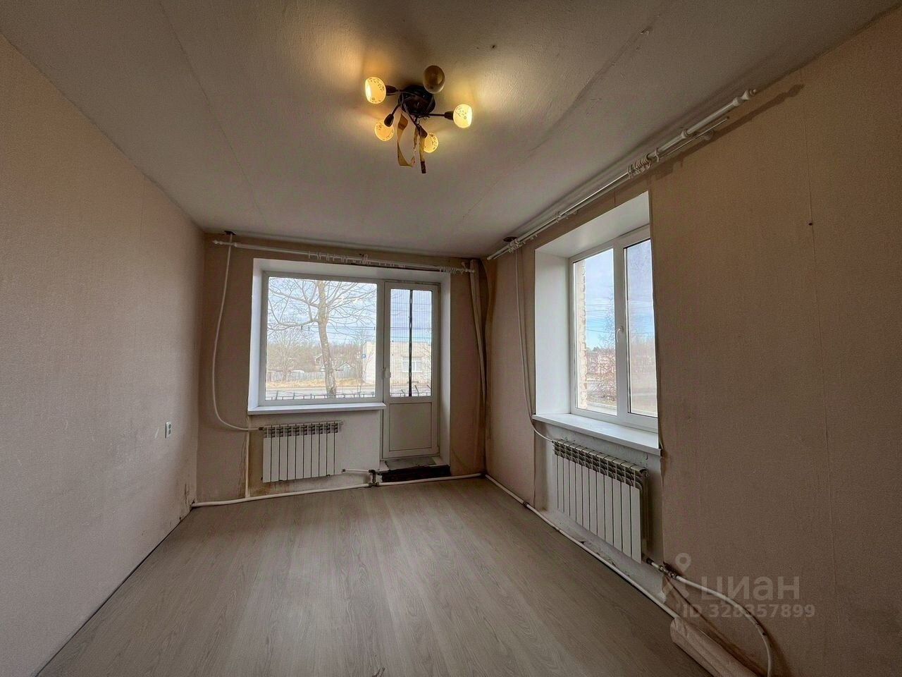 Продажа 2-комн квартиры на вторичном рынке д. Кисельня, улица Центральная, 3