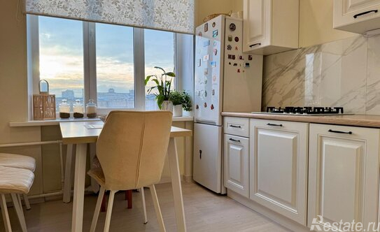 Продажа 3-комн квартиры на вторичном рынке Юрия Гагарина пр-кт,  д. 37