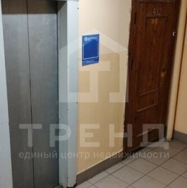 Продажа 1-комн квартиры на вторичном рынке Есенина ул,  д. 8,  к. 1