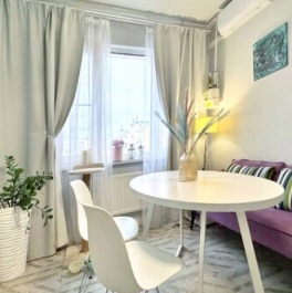 Продажа 3-комн квартиры на вторичном рынке Чёрная, ул Садовая,  д. 17,  к. 1