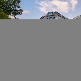 Продажа 3-комн квартиры на вторичном рынке Каменноостровский пр-кт,  д. 48