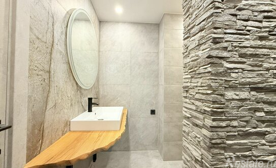 Продажа 1-комн квартиры на вторичном рынке Московский пр-кт,  д. 224